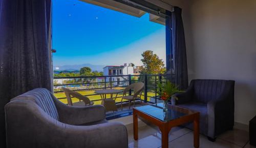 King Room with Balcony