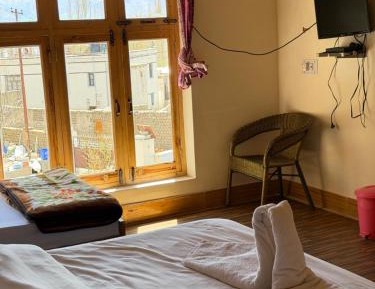 Quadruple Room with Private Bathroom