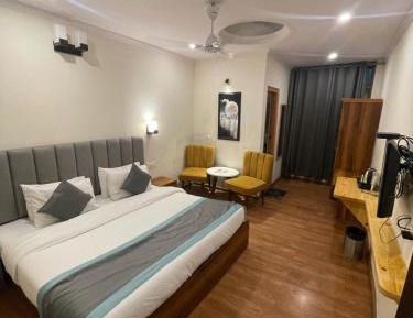 Premium Quadruple Room