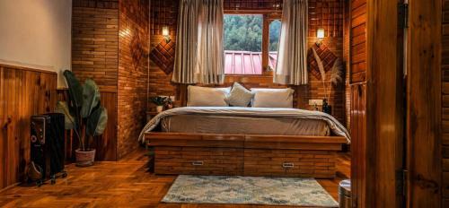 Double Room with Mountain View