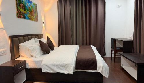 King Room with Mountain View