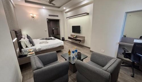 Standard Family Room