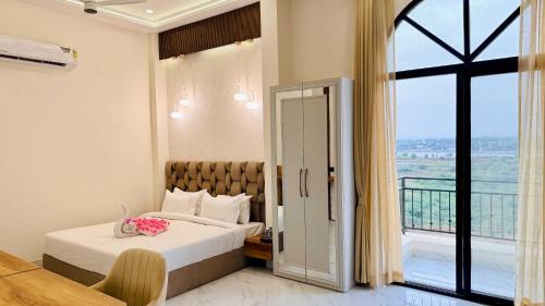 Suite with River View