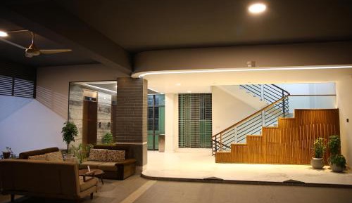 Three-Bedroom Apartment with Balcony