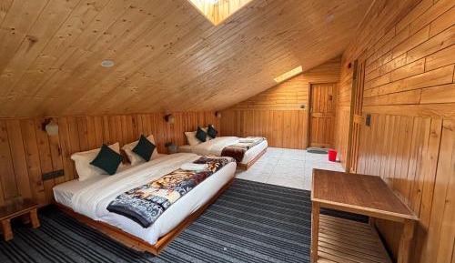 Family Room with Mountain View