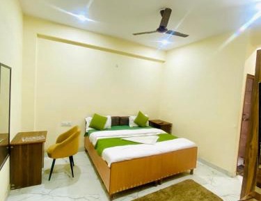 Deluxe Double Room with Bath