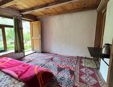 Double or Twin Room with Private Bathroom