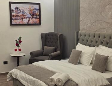 Luxury Triple Room