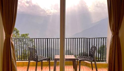 Deluxe Double Room with Balcony