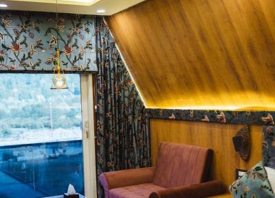 Suite with River View