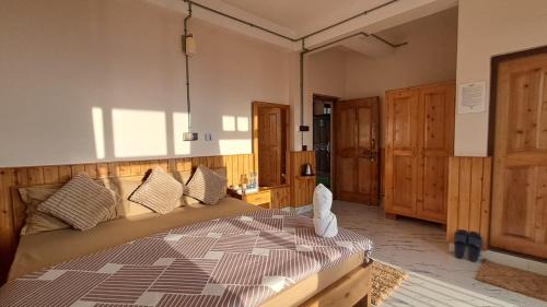 Double Room with Mountain View