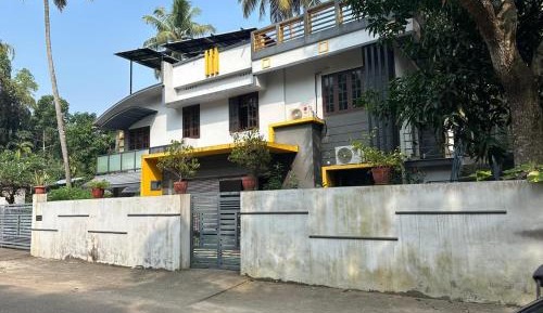 Two-Bedroom Apartment with Bay View