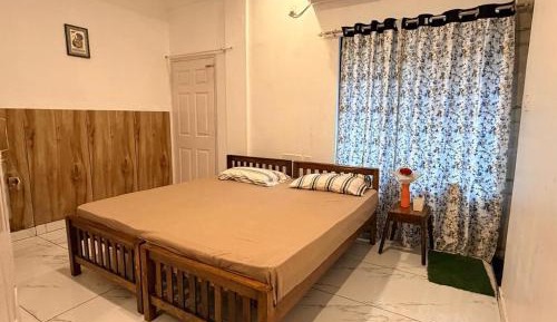 Deluxe Double Room (2 Adults + 1 Child)