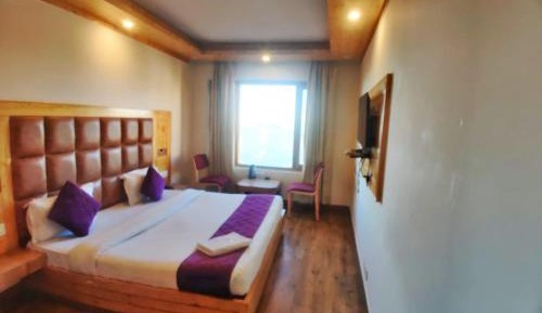 Double Room with Private Bathroom