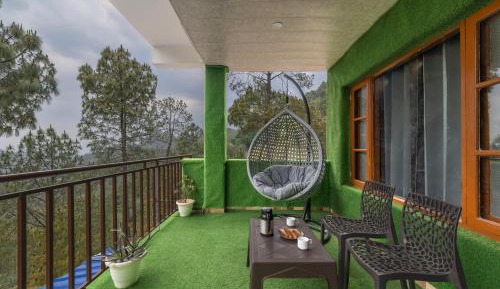 King Room with Mountain View