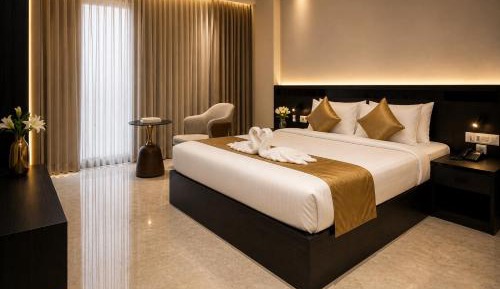 Deluxe Double Room (2 Adults + 1 Child)