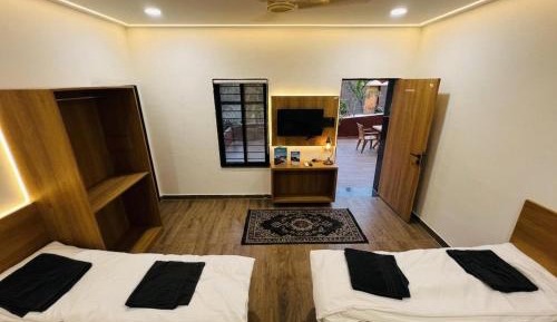 Deluxe Double or Twin Room with Garden View