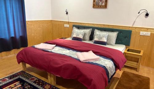 Deluxe Double Room with Balcony