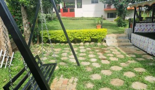 Family Room with Garden View