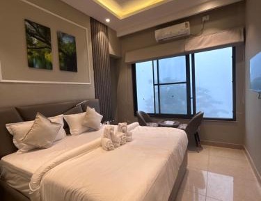 King Room with Mountain View