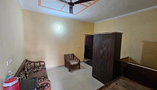 Deluxe Room (1 adult + 1 child)