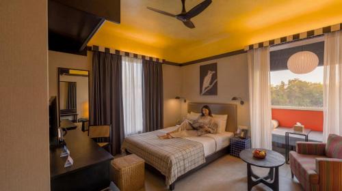 Double or Twin Room - 20% off on Lunch ,Happy Hours(12pm-6pm) 1+1 on mocktail or cocktail, Live Music (Thu to Sun, 8 pm onwards)