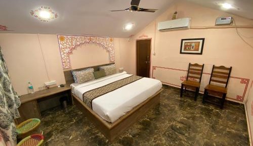 Double Room with Lake View