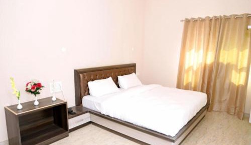 Deluxe King Suite