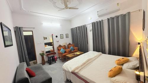 Double or Twin Room with Balcony