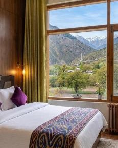 Double Room with Mountain View
