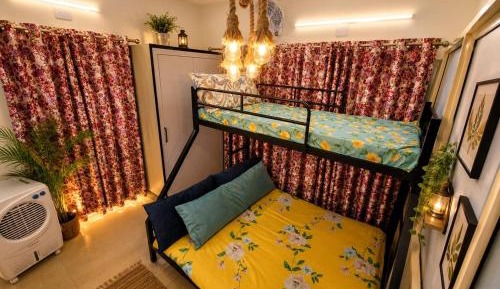 Mixed Dormitory Room