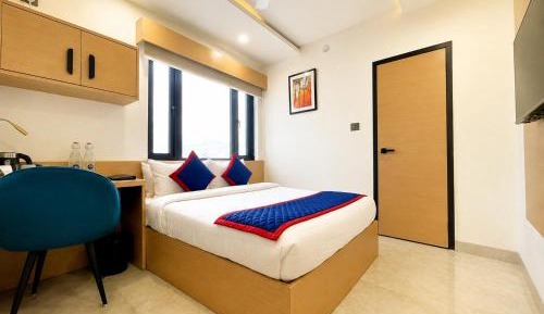 Standard Queen Room