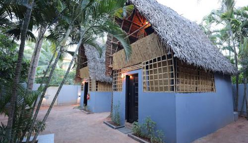 Double Room with Pool View