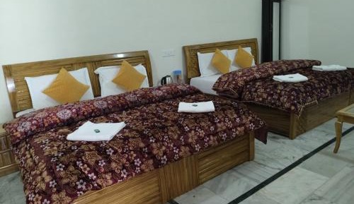 Deluxe Family Suite