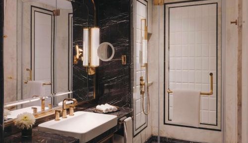 Fairmont Twin Room with City View and Complimentary Airport Transfers (T1 & T2) , Soft Mini Bar , Daily 4 Piece Laundry(Non Cumulative) and 15% discount on dining (barring IRD & tobacco), Book a 60-Min Spa Session & 50% Off on Cryotherapy*