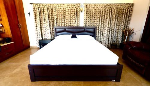 Double or Twin Room with Terrace
