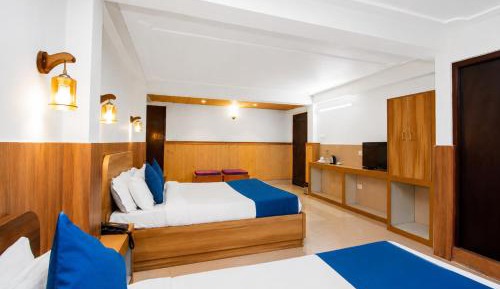 Deluxe Family Room