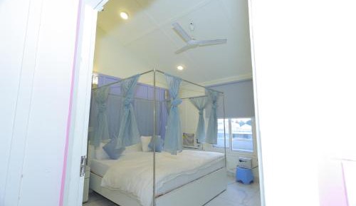 Two-Bedroom Deluxe Apartment