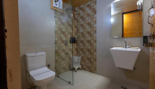 Suite with Garden View