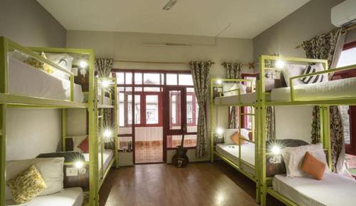 8-Bed Mixed Dormitory Room
