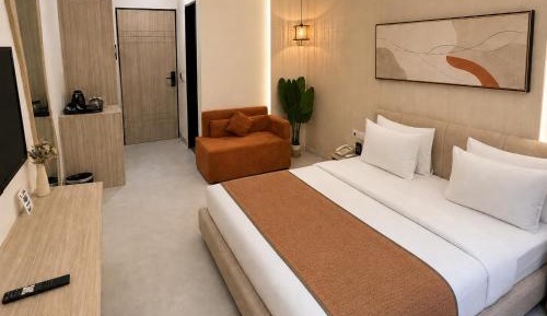 Deluxe King Room