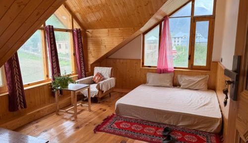 Double Room with Mountain View