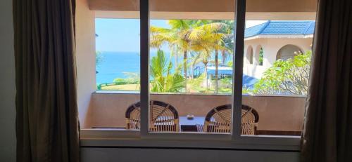 Deluxe Double Room with Balcony and Sea View
