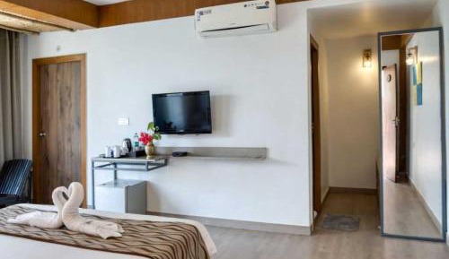 Luxury Triple Room