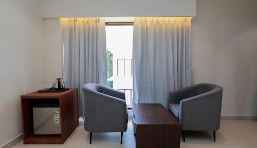 Deluxe Double Room with Balcony