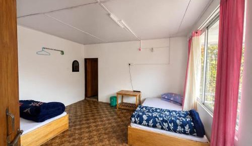 Quadruple Room with Private Bathroom