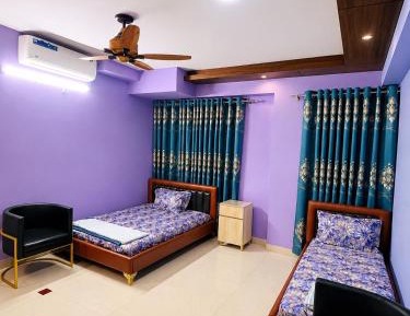 Deluxe King Studio
