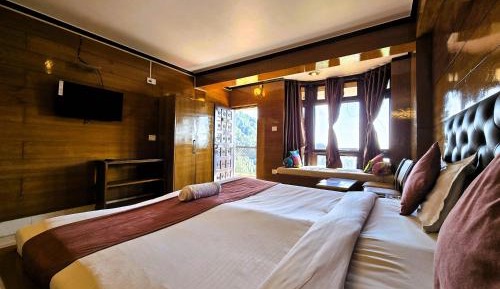 King Room with Balcony