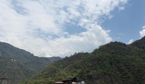 Deluxe Double or Twin Room with Mountain View