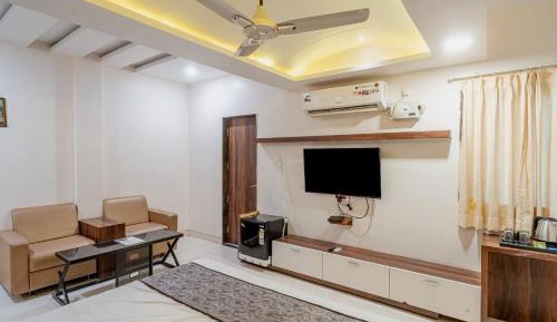 Suite with Garden View